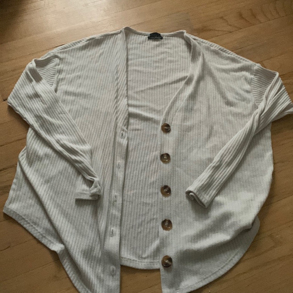 Cute tan cardigan with buttons